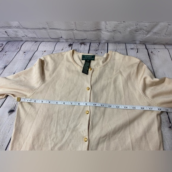 Lauren Ralph Lauren Silk Blend Light Weight Button Up Cardigan Womens Medium - Picture 8 of 8